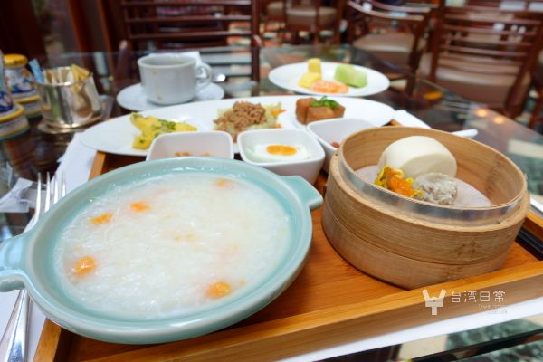 シャーウッド台北朝食